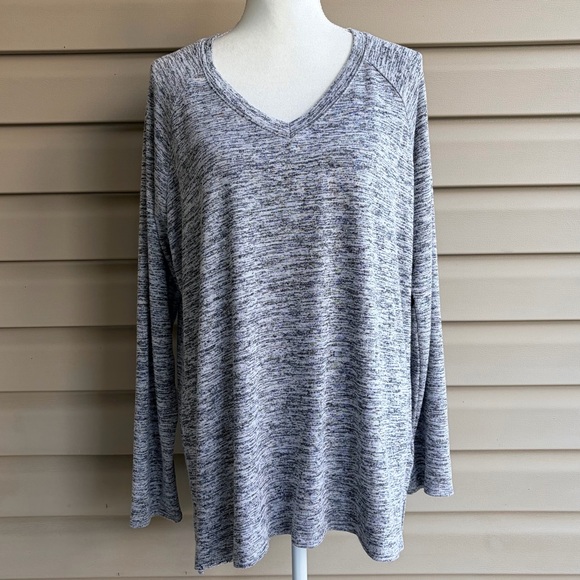 Banana Republic Tops - •Banana Republic• Soft Heathered Gray Sweater Knit Top - Size XL